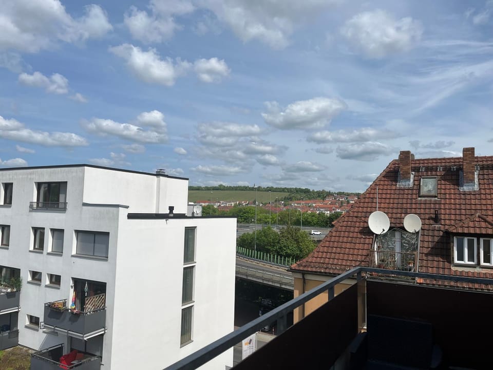 Property building, View (from property/room), Balcony/Terrace, City view