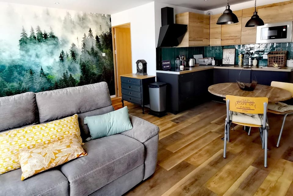 Coffee/tea facilities, Kitchen or kitchenette, Living room, Seating area, Dining area, minibar, pet friendly, stove