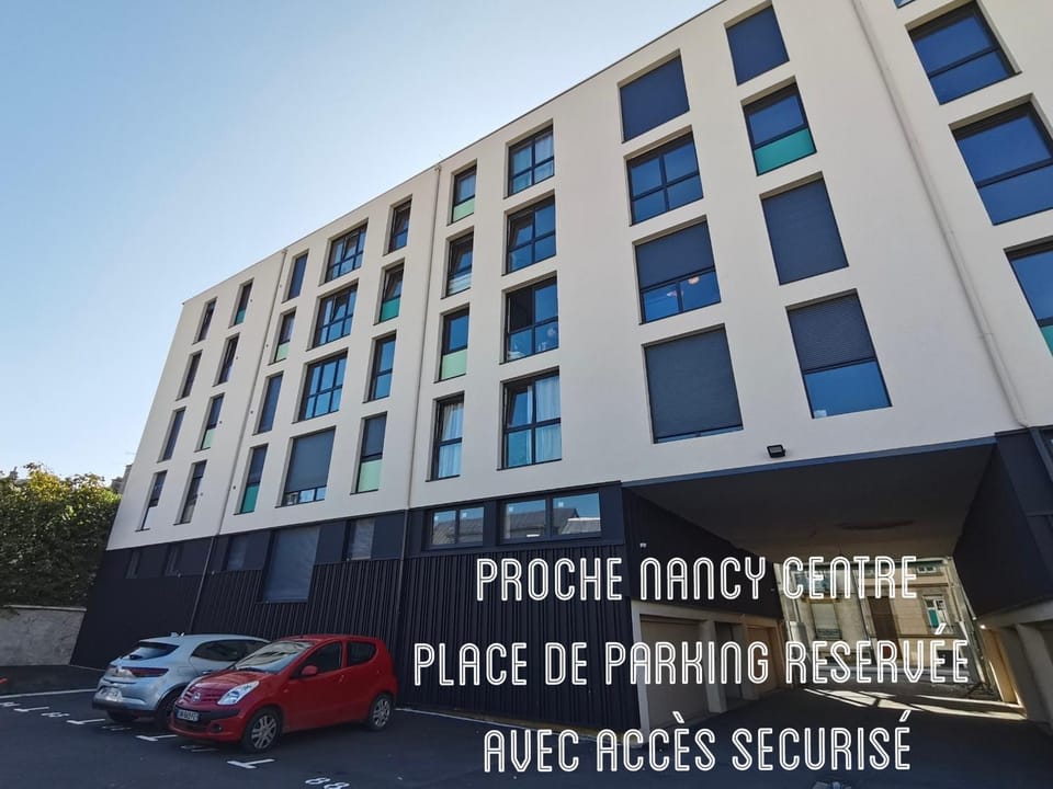 Property building, Parking