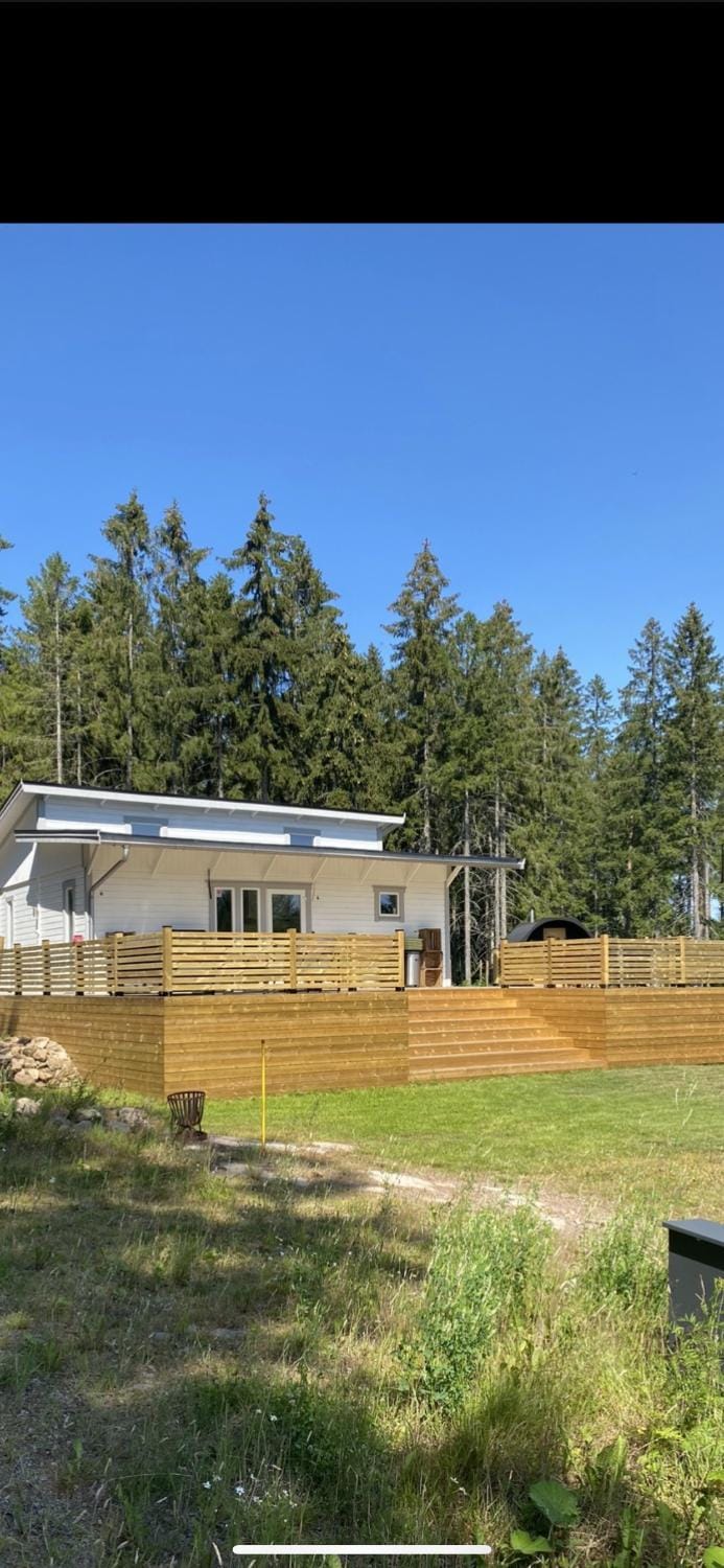 Property building, Day