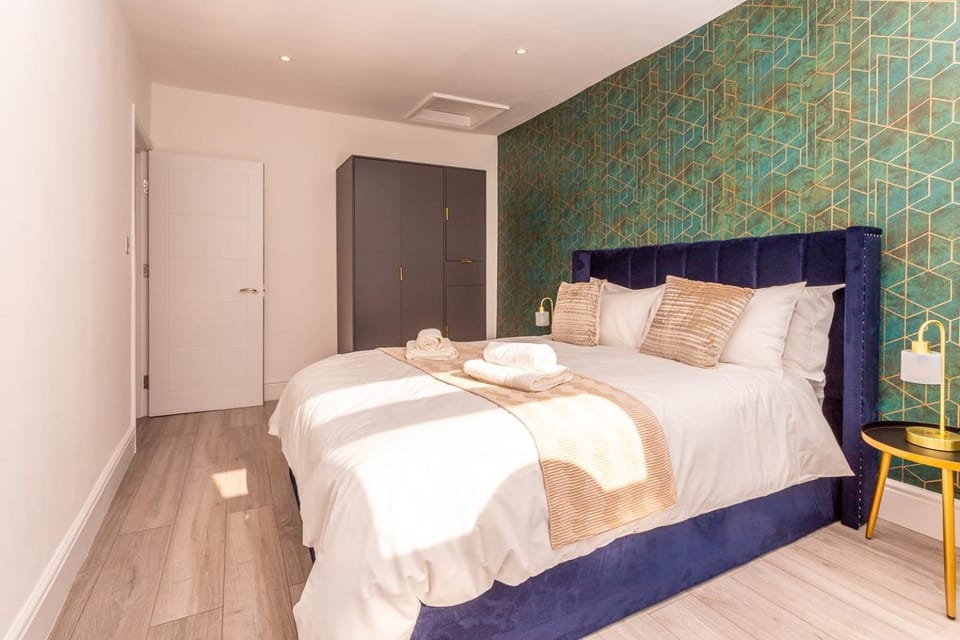 Modern 3 and 2 bedroom apartment in Maida Vale Apartment in City of Westminster