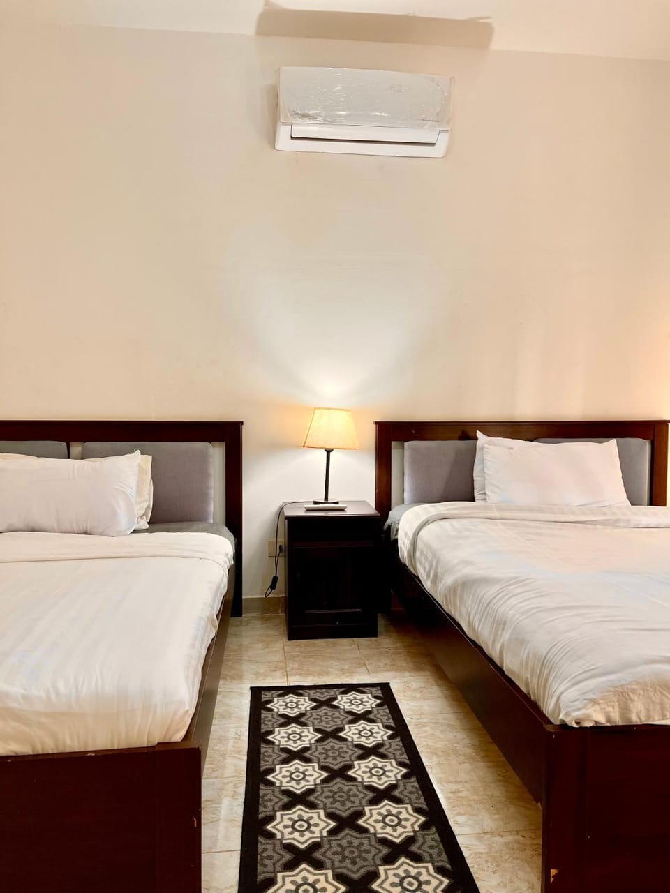 Bed, Bedroom, air conditioner