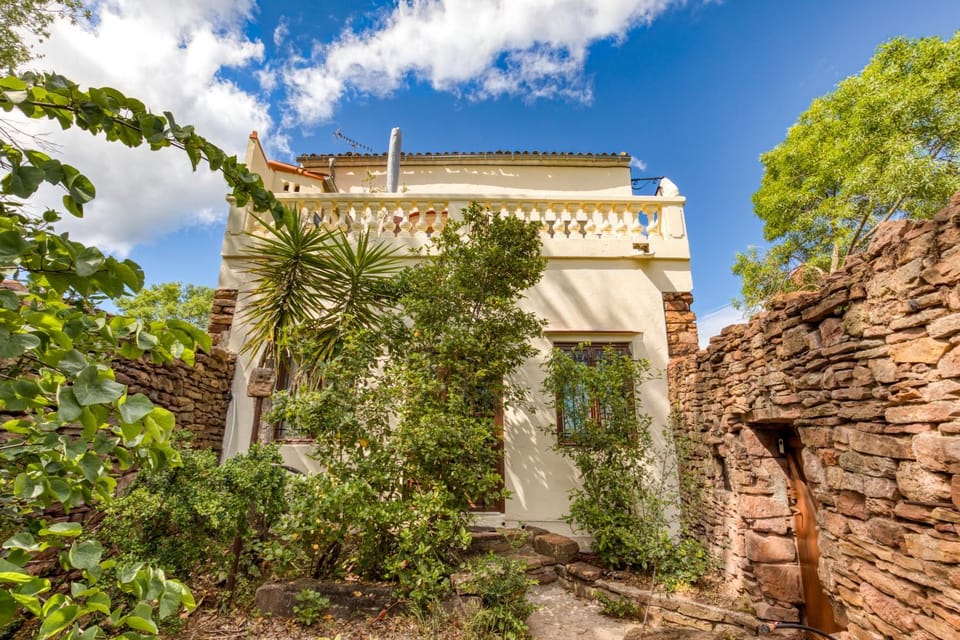Property building, Garden view