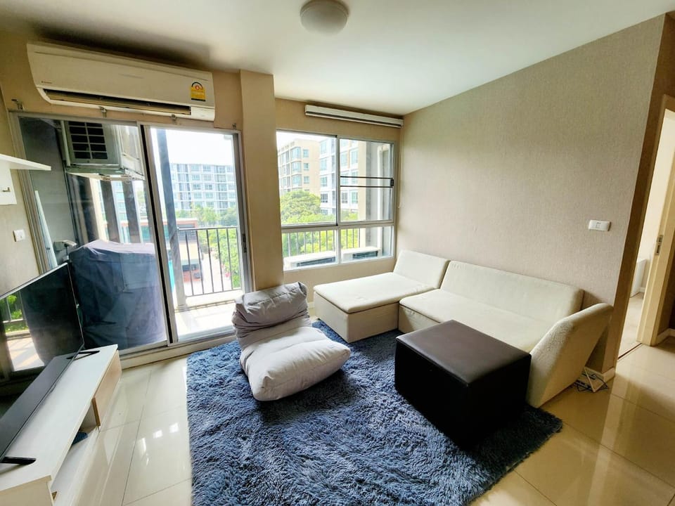 2 Bedrooms 2 bath Apartment Apartment in Chiang Mai