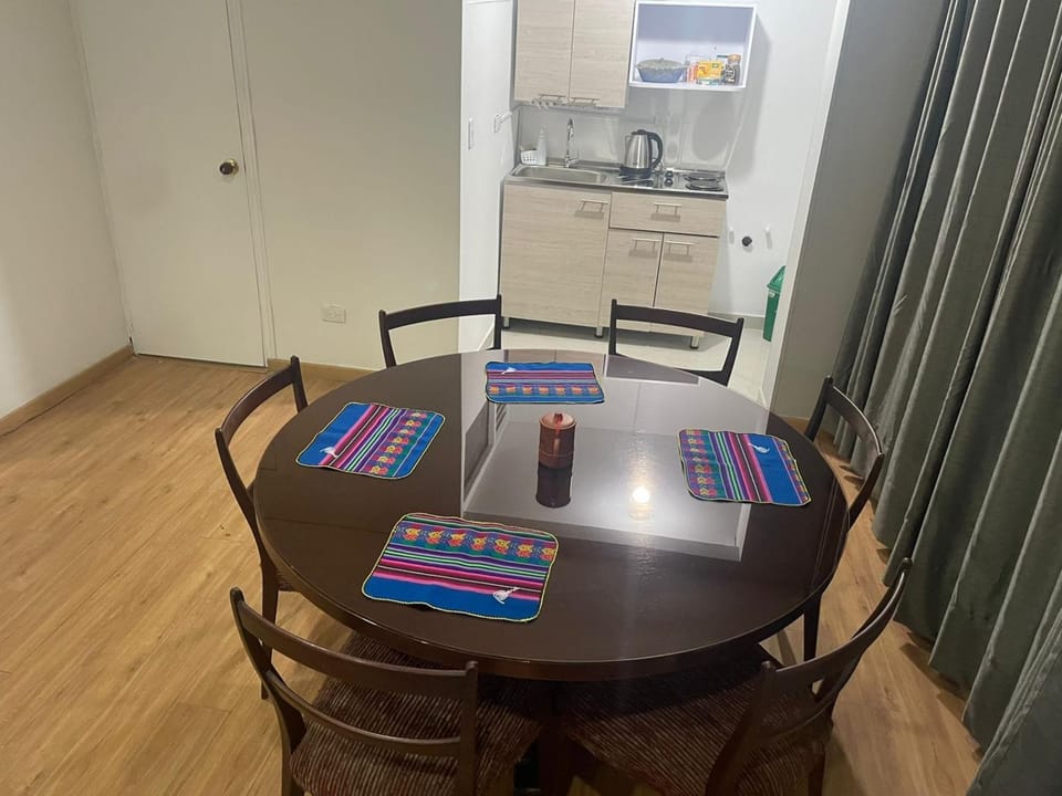 Seating area, Dining area, kitchen