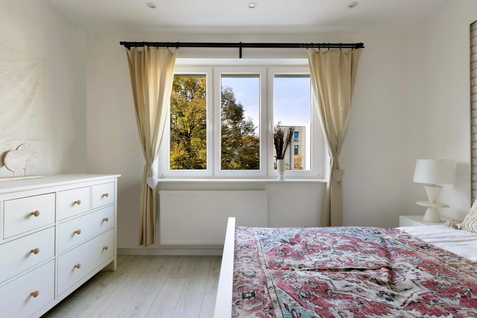 Bed, View (from property/room), Bedroom