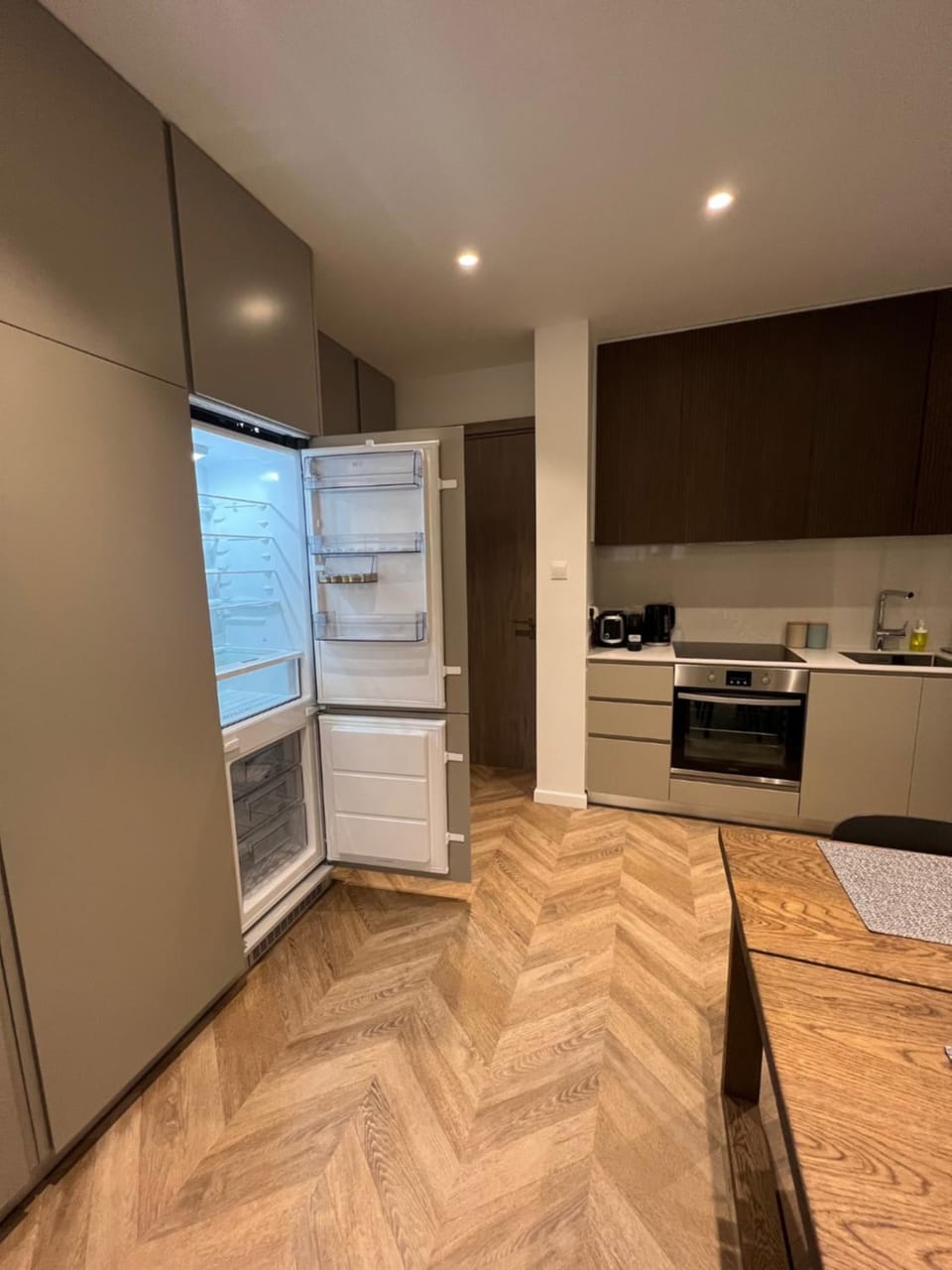 Kitchen or kitchenette, minibar, pet friendly, stove
