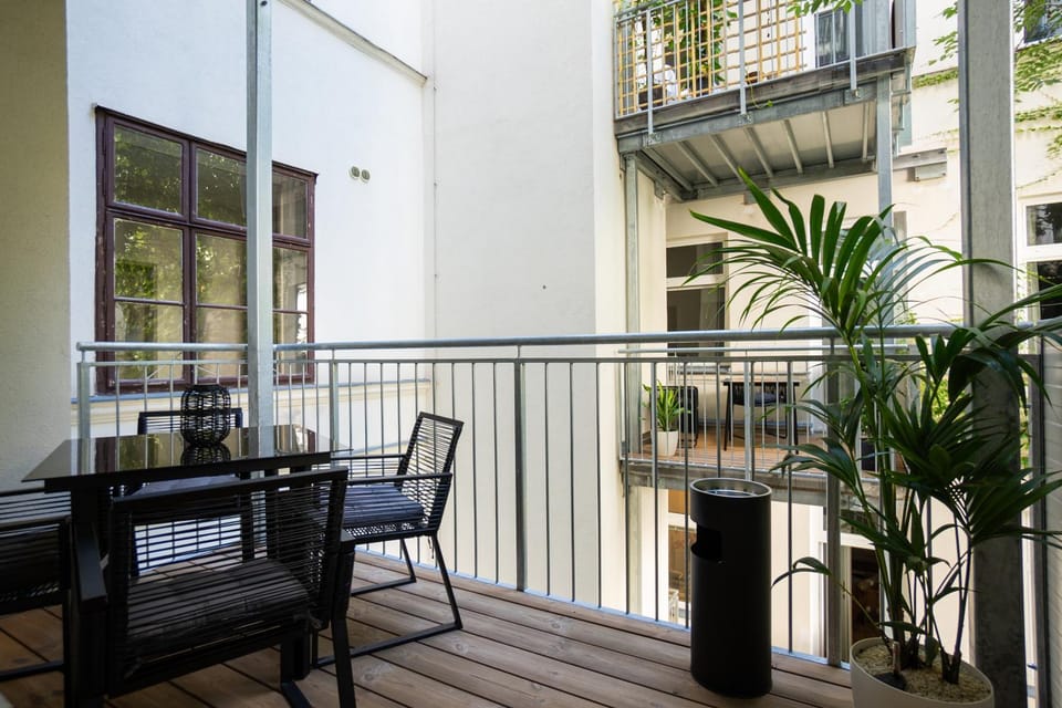 Patio, Day, View (from property/room), Balcony/Terrace