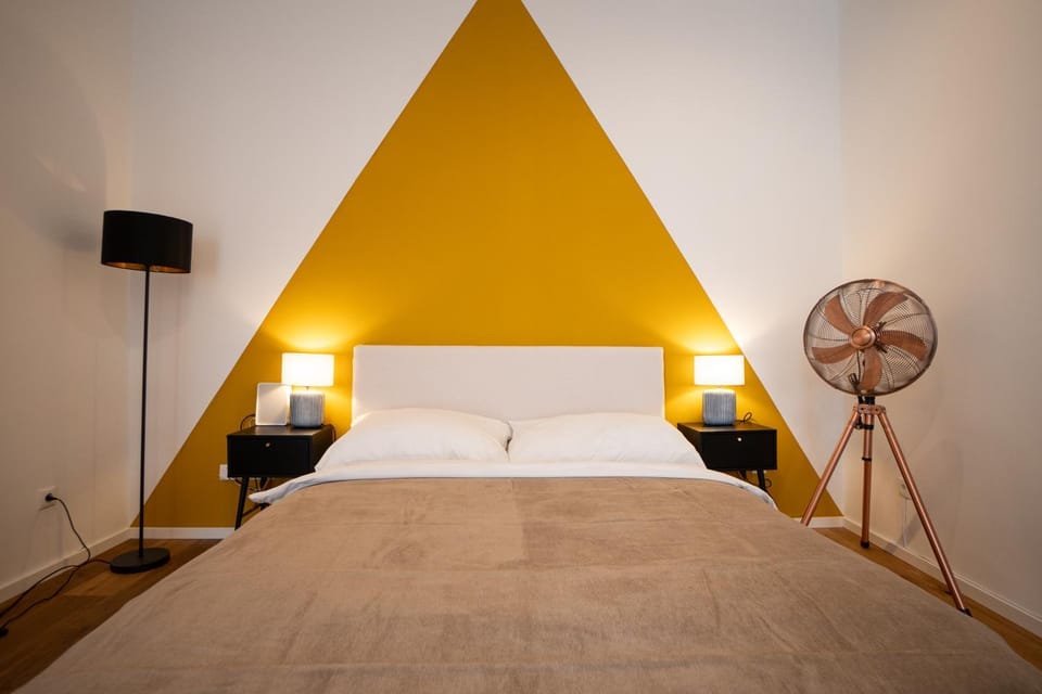 Bed, fireplace