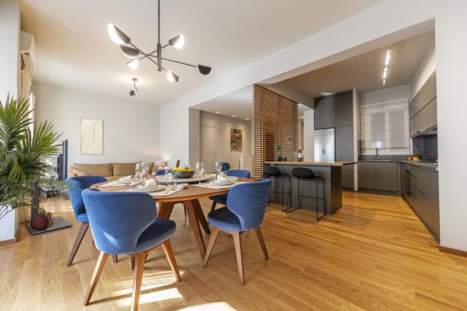 Living room, kitchen
