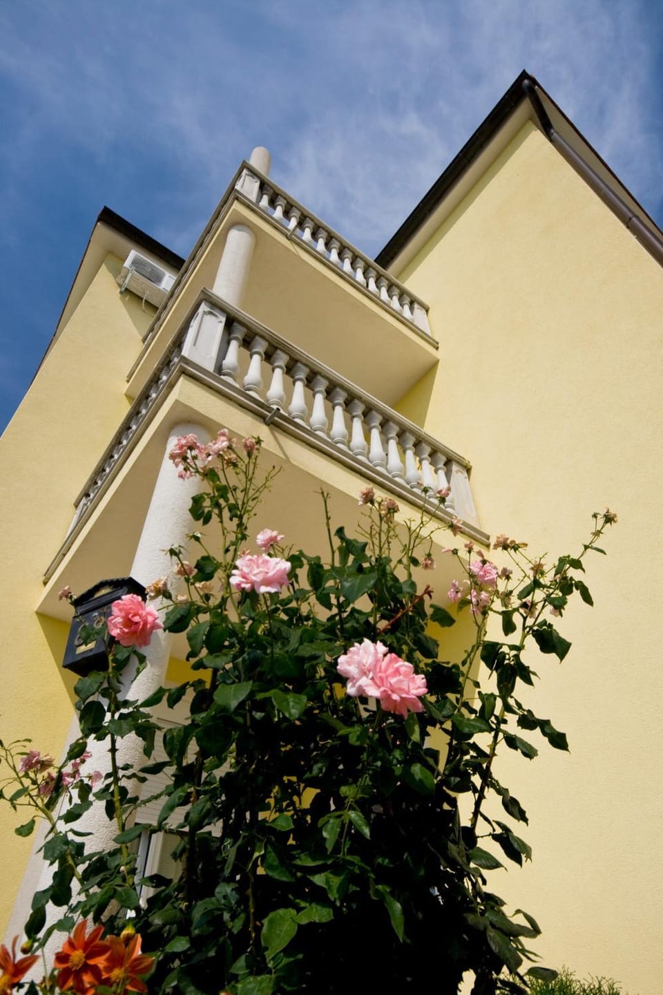 Property building, Day