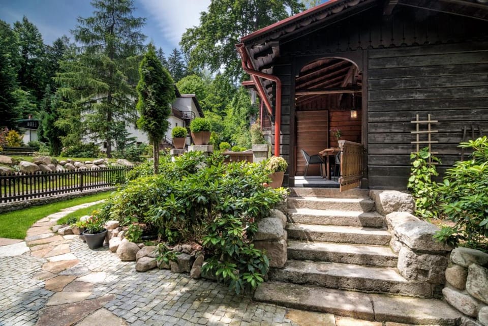 Property building, Garden, Garden view