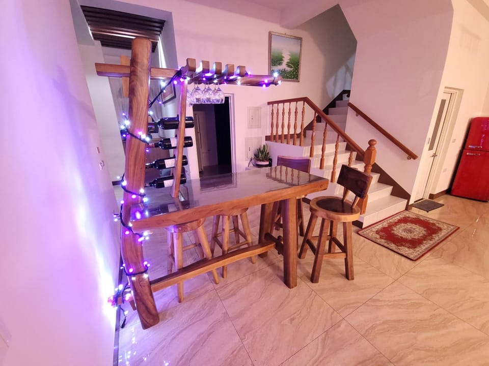 Lounge or bar