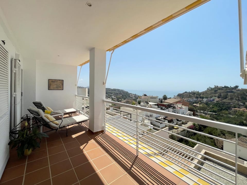 Day, Natural landscape, View (from property/room), Balcony/Terrace, Balcony/Terrace, Mountain view, Sea view