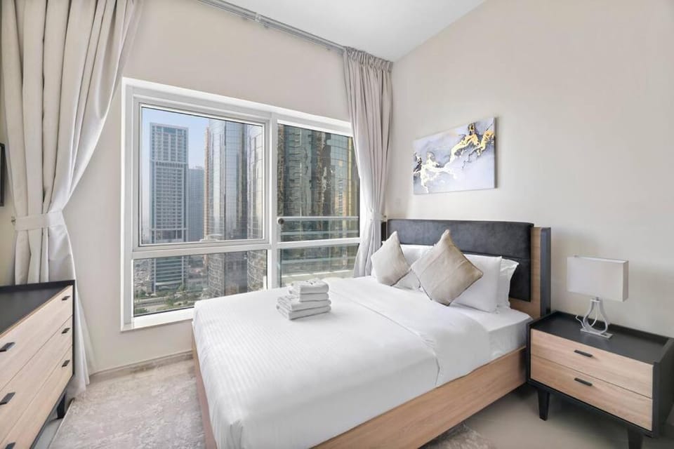 StoneTree - Elegant 1 BR with Amazing View Apartment in Dubai