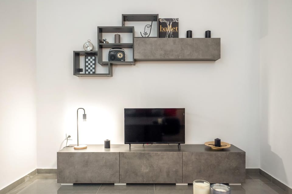 Communal lounge/ TV room, TV and multimedia, Evening entertainment