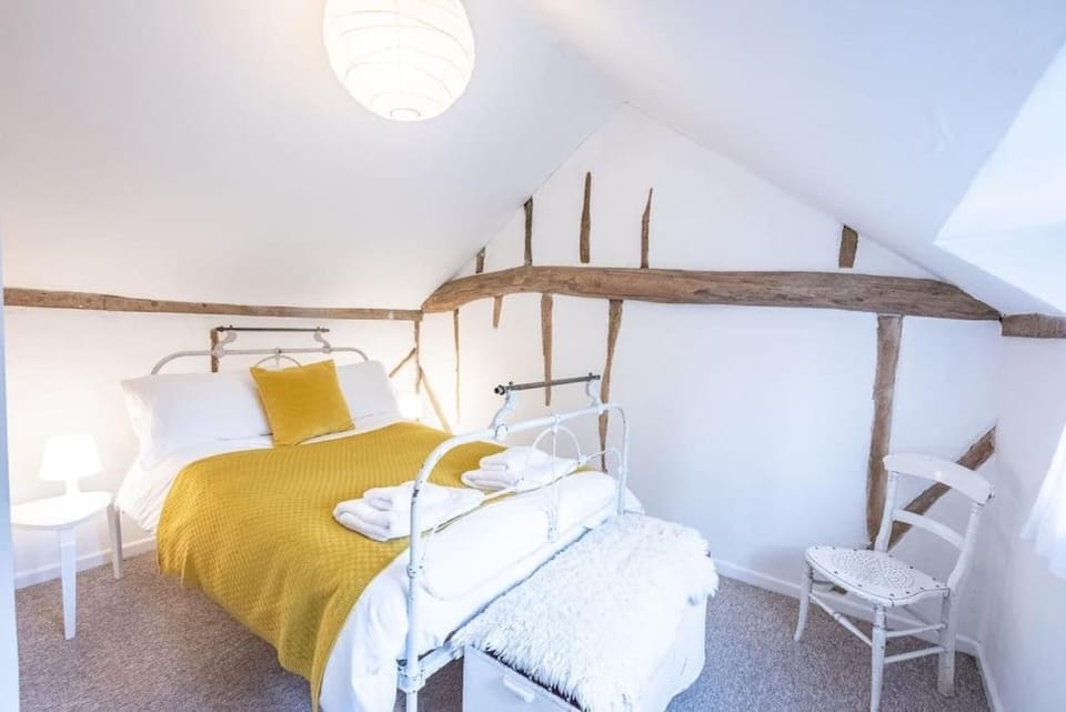 Lilac Cottage, Wenhaston House in Suffolk Coastal District