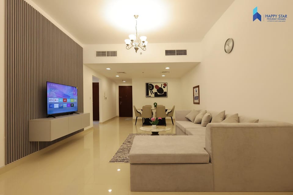 Stylish 2BR Suite Near MOE Apartment in Dubai