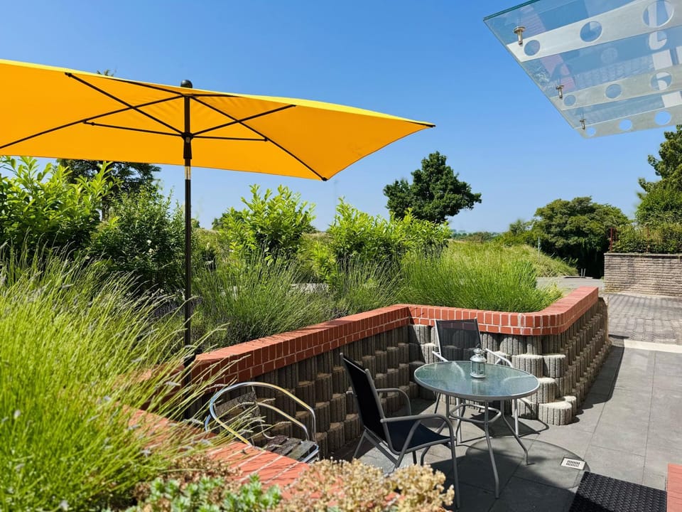 Spring, Garden, Balcony/Terrace, Garden view