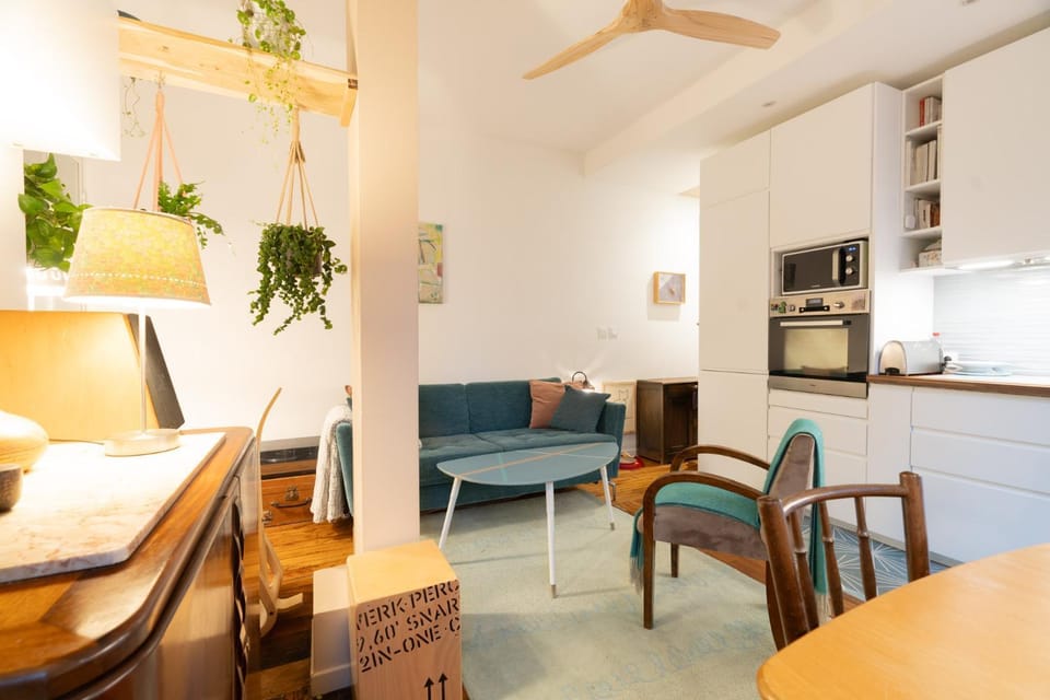Living room, kitchen