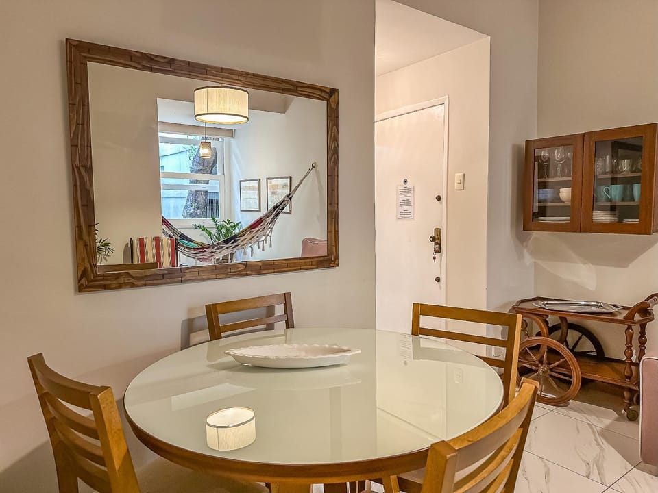 Dining area, locker