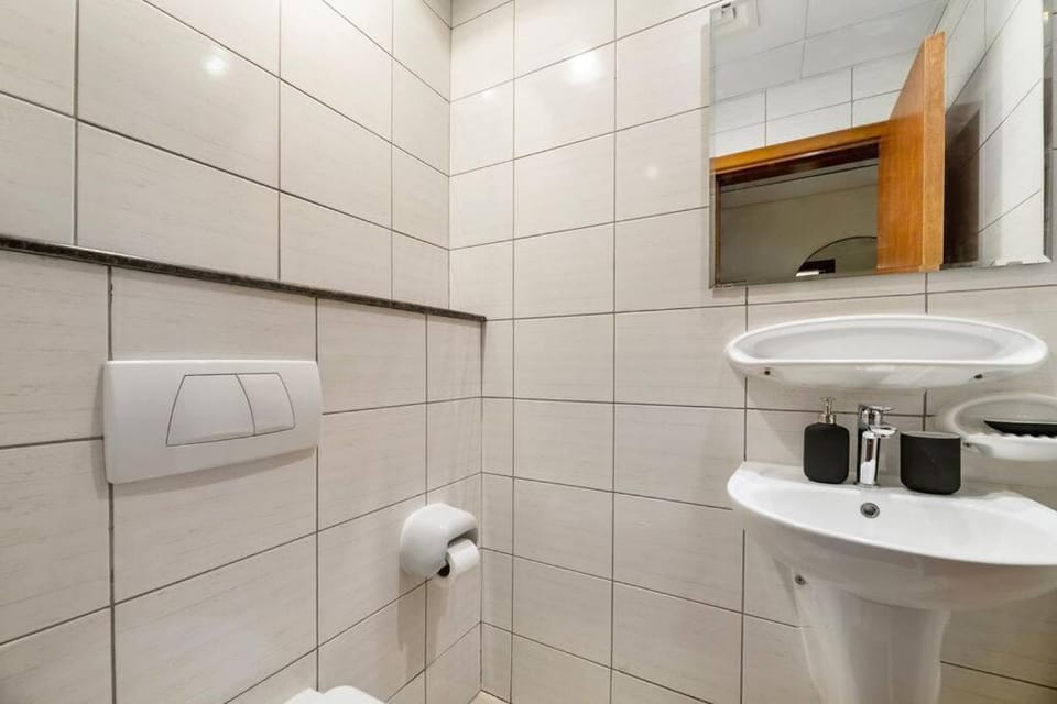 StoneTree - Homelike 1BR in Dubai Marina Apartment in Dubai