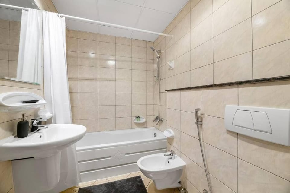 StoneTree - Homelike 1BR in Dubai Marina Apartment in Dubai