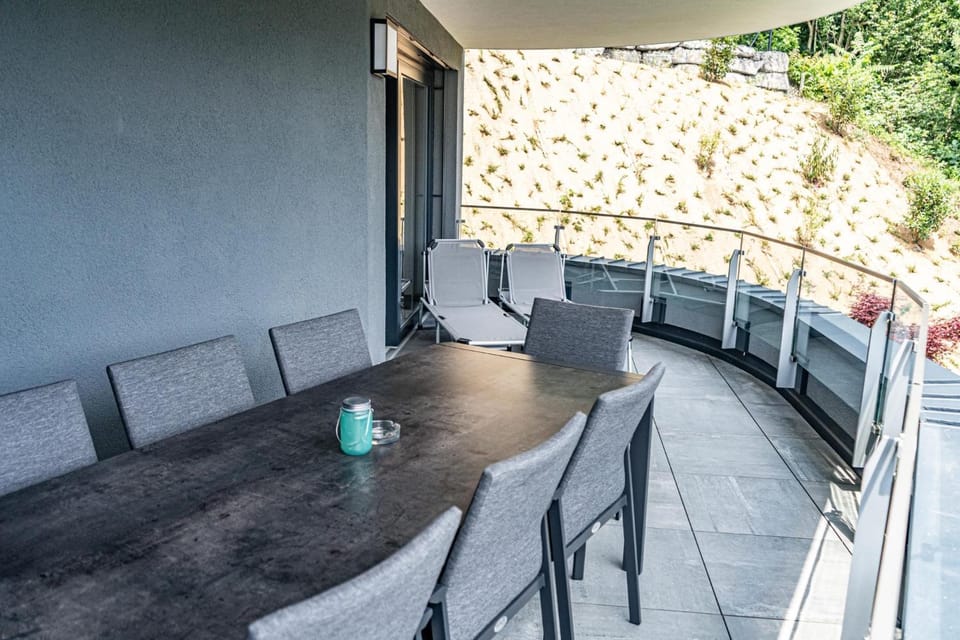Balcony/Terrace, Seating area, Dining area
