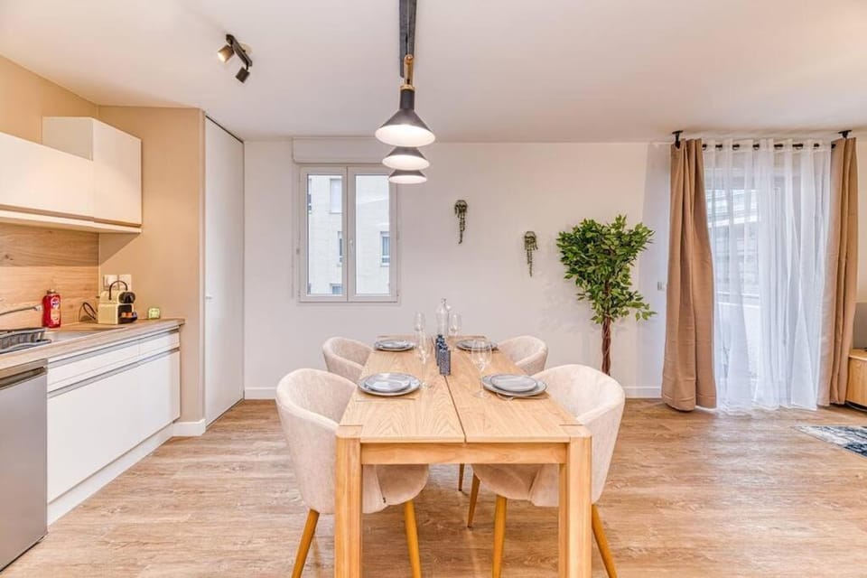 Quartier Gare, 2 personnes, wifi fibre, balcon Apartment in Grenoble
