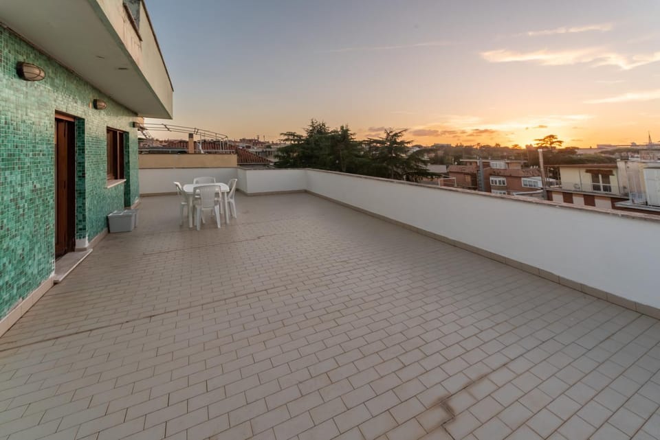Balcony/Terrace, Balcony/Terrace
