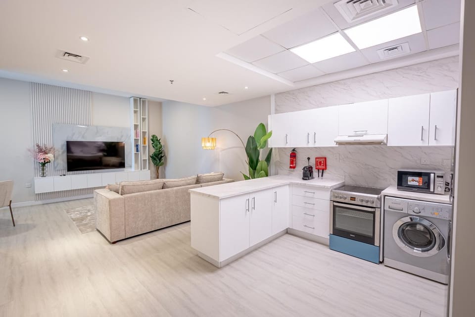 TV and multimedia, Living room, Seating area, minibar, pet friendly, washing machine