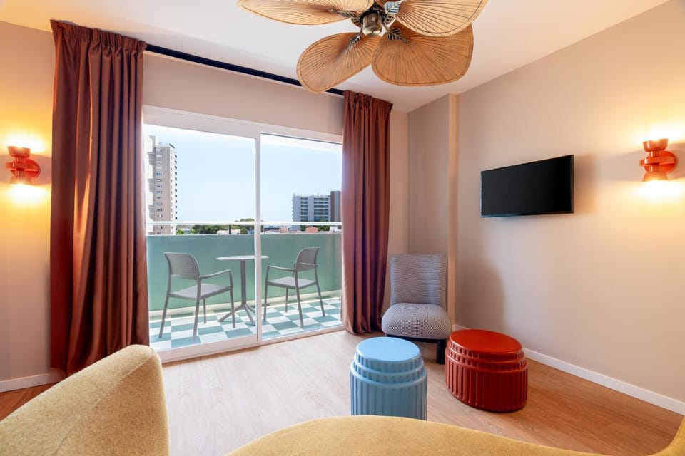 TV and multimedia, Living room