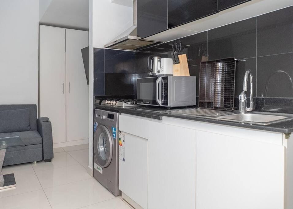 StoneTree - Cozy Studio Apartment in Business Bay Apartment in Dubai