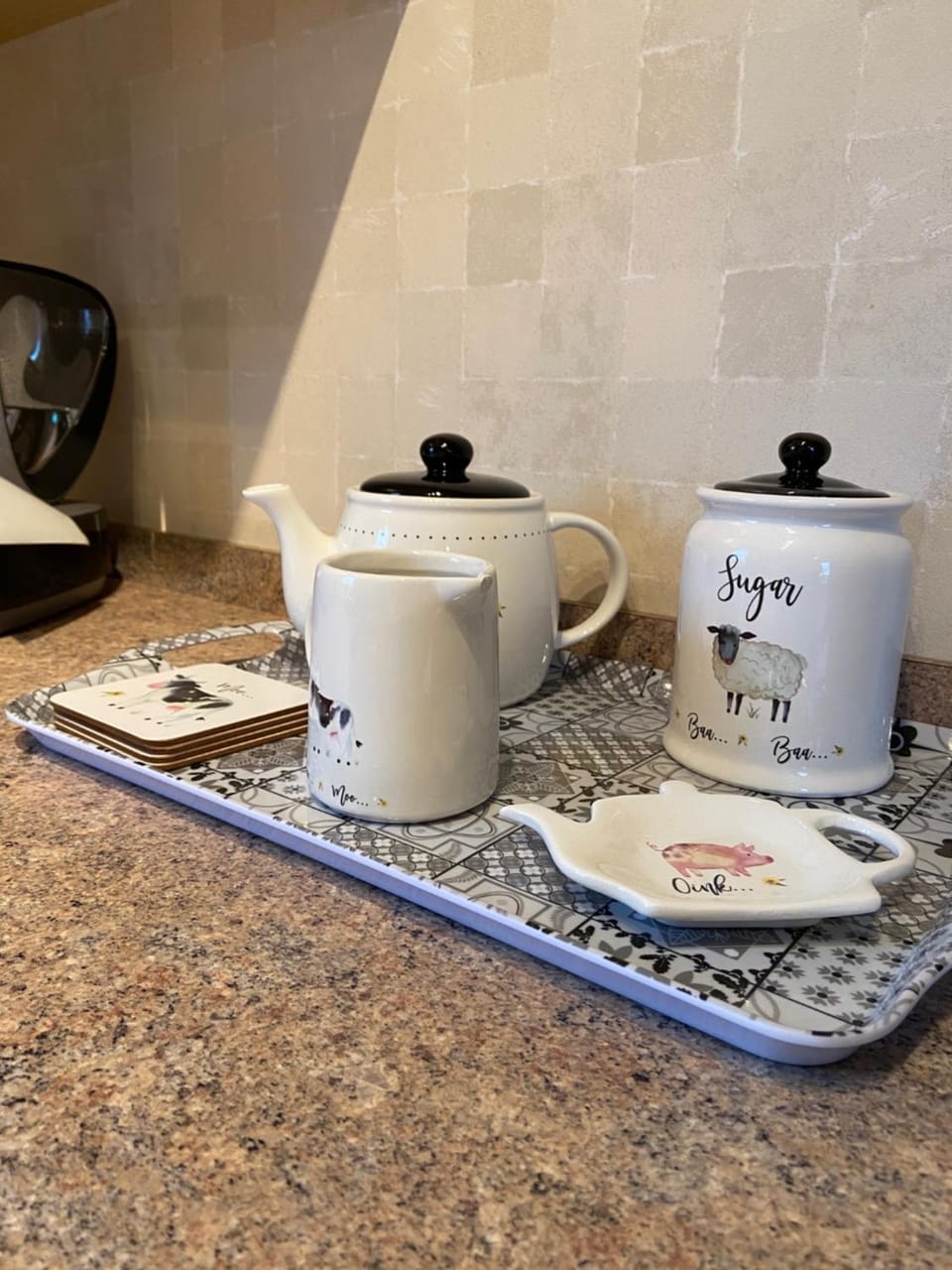 Coffee/tea facilities, Kitchen or kitchenette