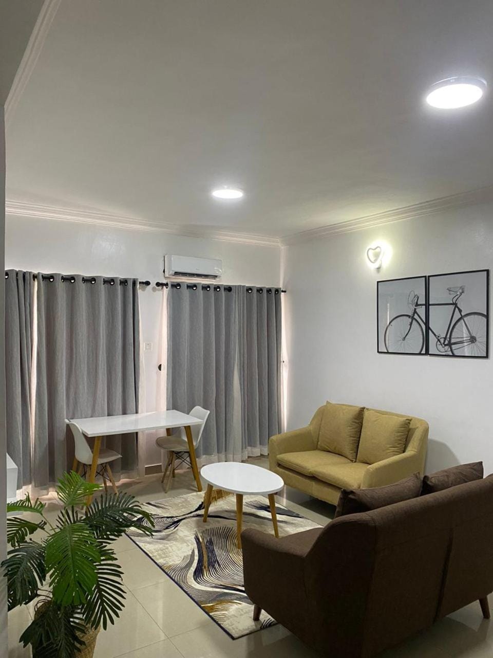 Living room, Seating area