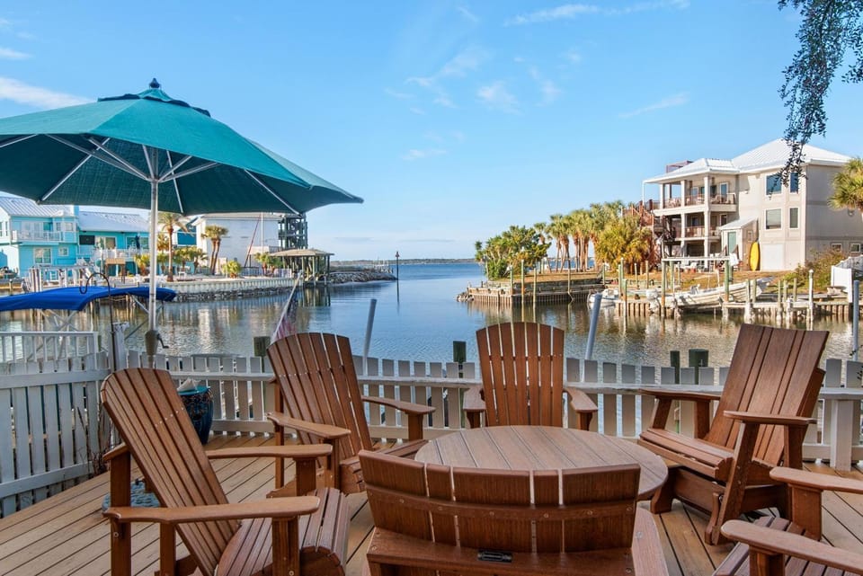 Tequila Sunrise House in Pensacola Beach