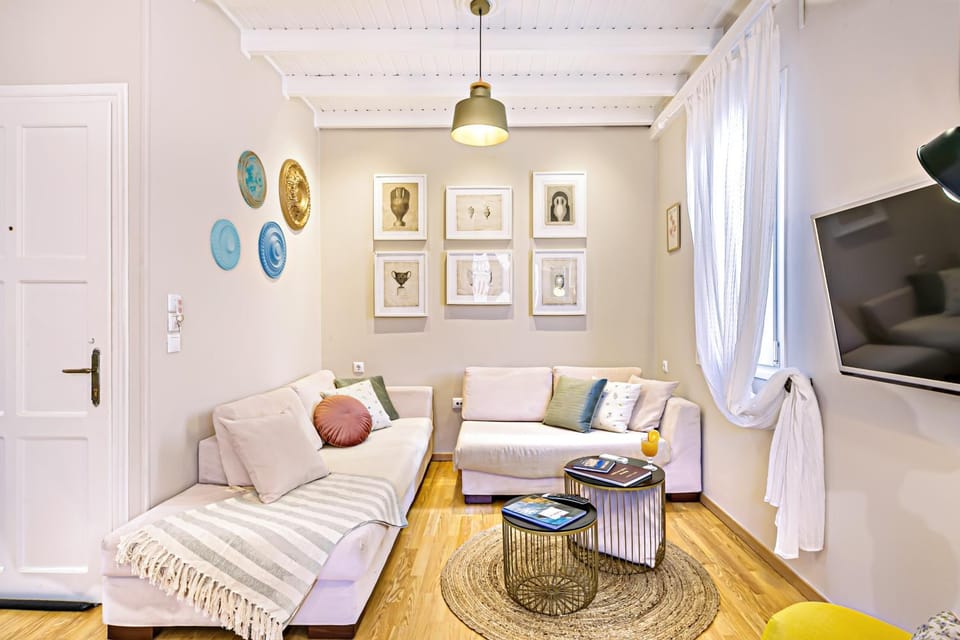 TV and multimedia, Living room, Seating area