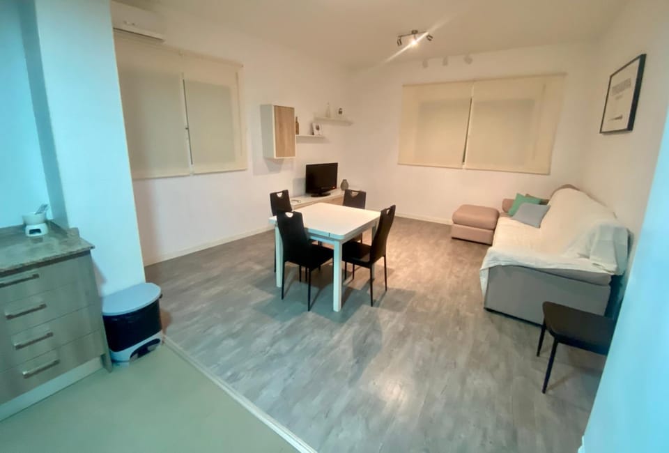TV and multimedia, Dining area