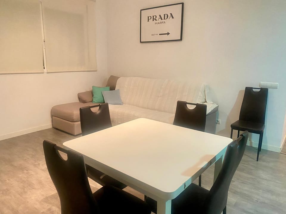 Living room, Dining area