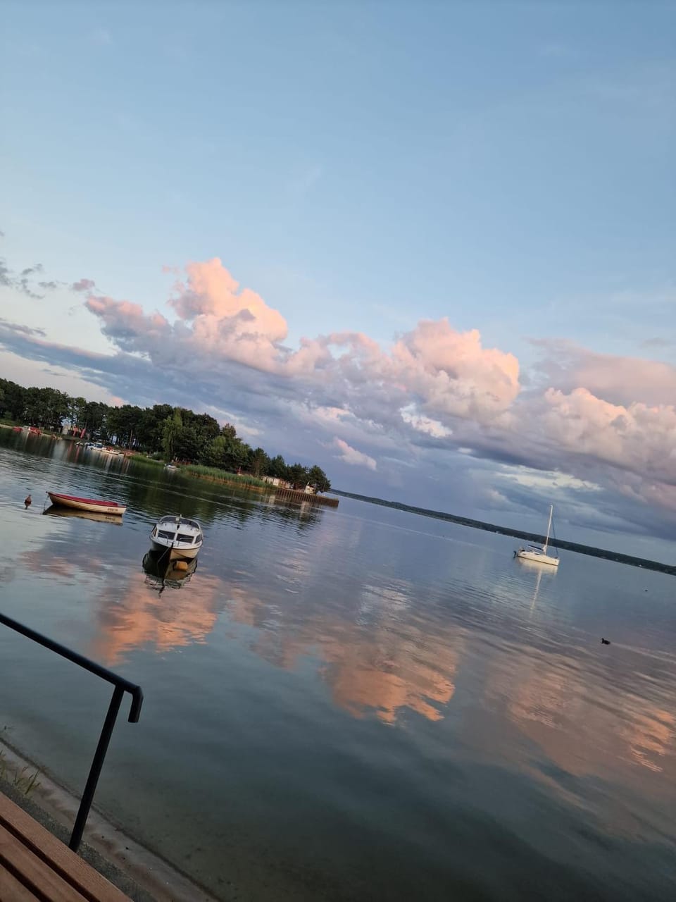 Nearby landmark, Day, Natural landscape, Lake view