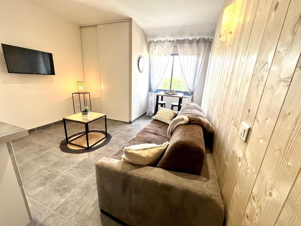 studio calme et cozy avec parking privé Apartment in Montbéliard