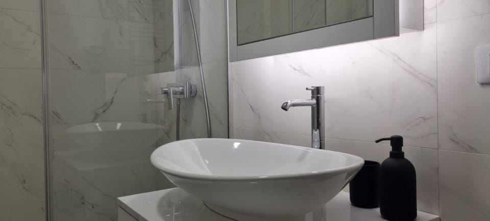 New luxury suite near St Sava Temple with garage Apartment in Belgrade
