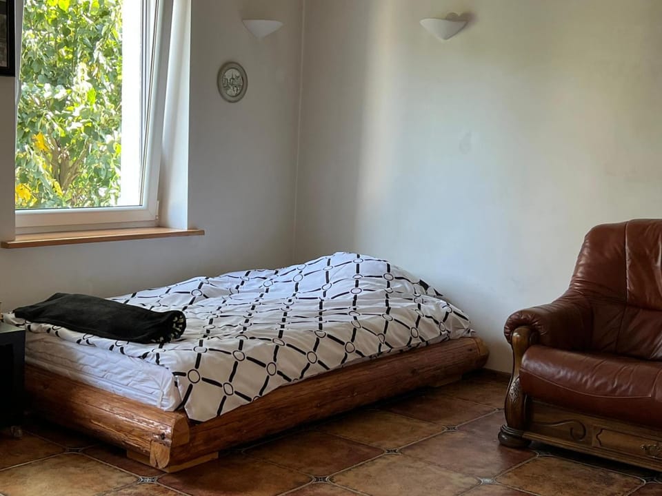 Apartament Zloty Pociag Apartment in Lower Silesian Voivodeship
