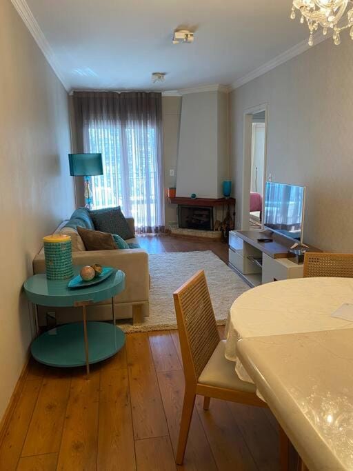Apartamento encantador a 800m da Praça do Capivari Apartment in Campos do Jordão