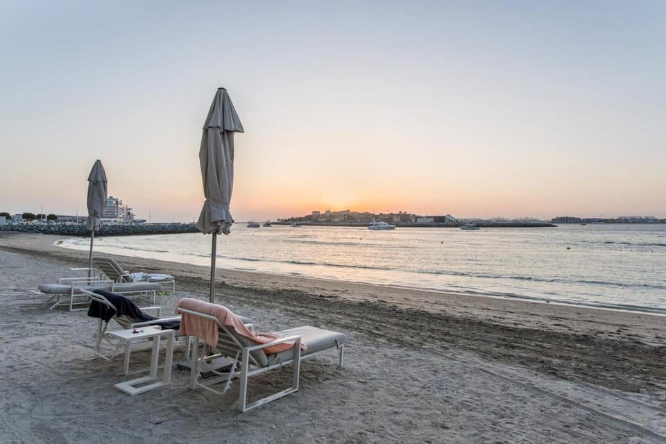 Huge Lux Seaview flat with private beachpoolgym! Apartment in Dubai