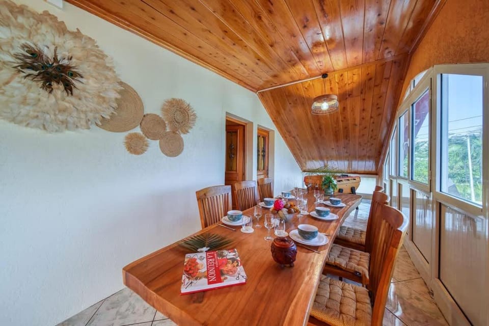 Patio, Dining area