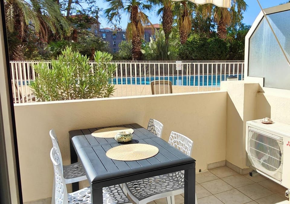 Patio, Balcony/Terrace, Garden view, Swimming pool