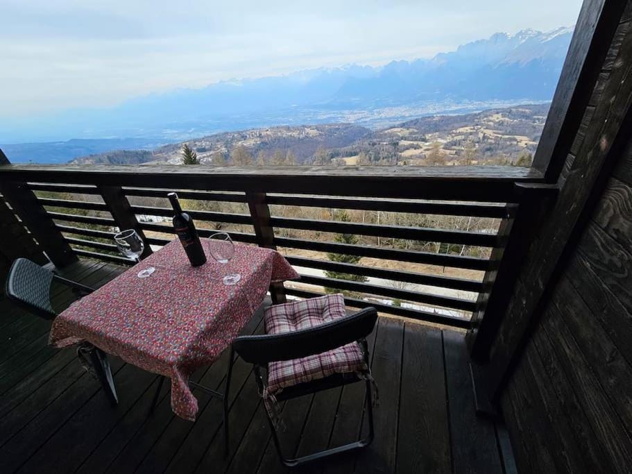 View (from property/room), Balcony/Terrace, Mountain view