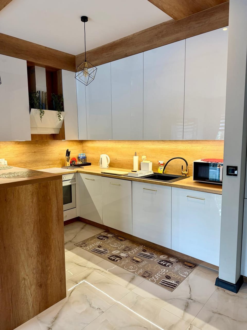 Golden Luxury Suite Apartment in Masovian Voivodeship