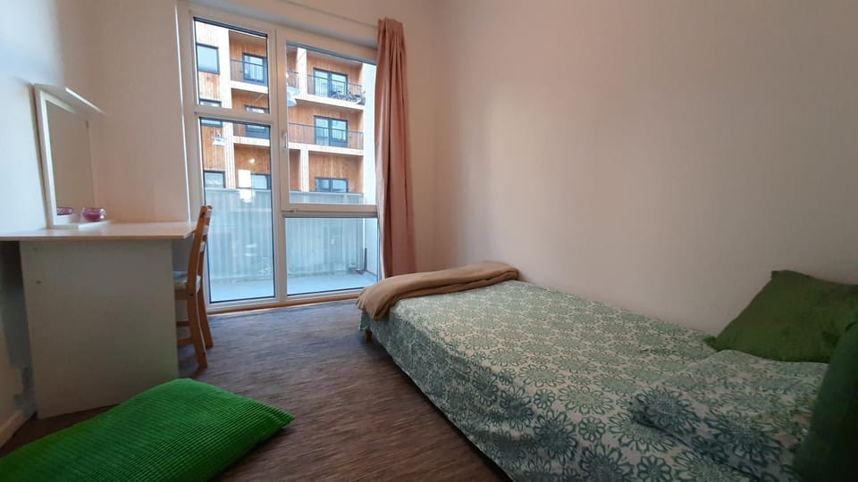 Bed, Balcony/Terrace, Balcony/Terrace, Photo of the whole room, Bedroom